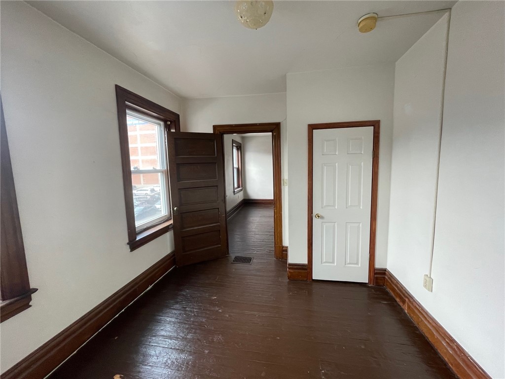 Oakland, Pennsylvania 15213, United States, 2 Bedrooms Bedrooms, ,1 BathroomBathrooms,Residential,Active,4651