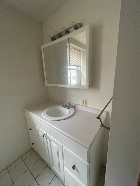 Oakland, Pennsylvania 15213, United States, 2 Bedrooms Bedrooms, ,1 BathroomBathrooms,Residential,Active,4651