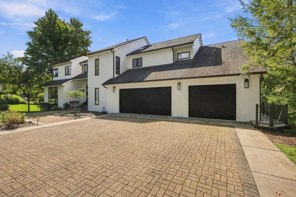 215 Timber Ridge Rd