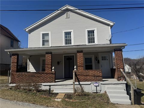 Photo of 642 Irwin St, Wall, PA 15148 (MLS # 1743115)