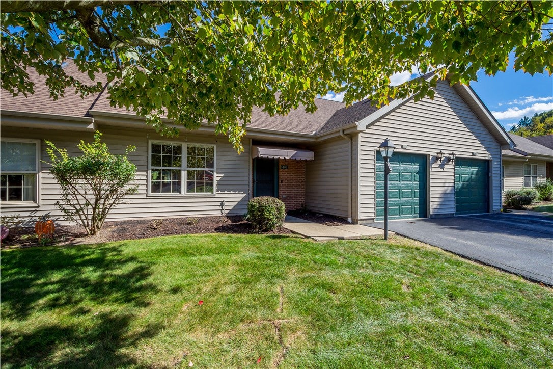 1407 Greenbriar Ct