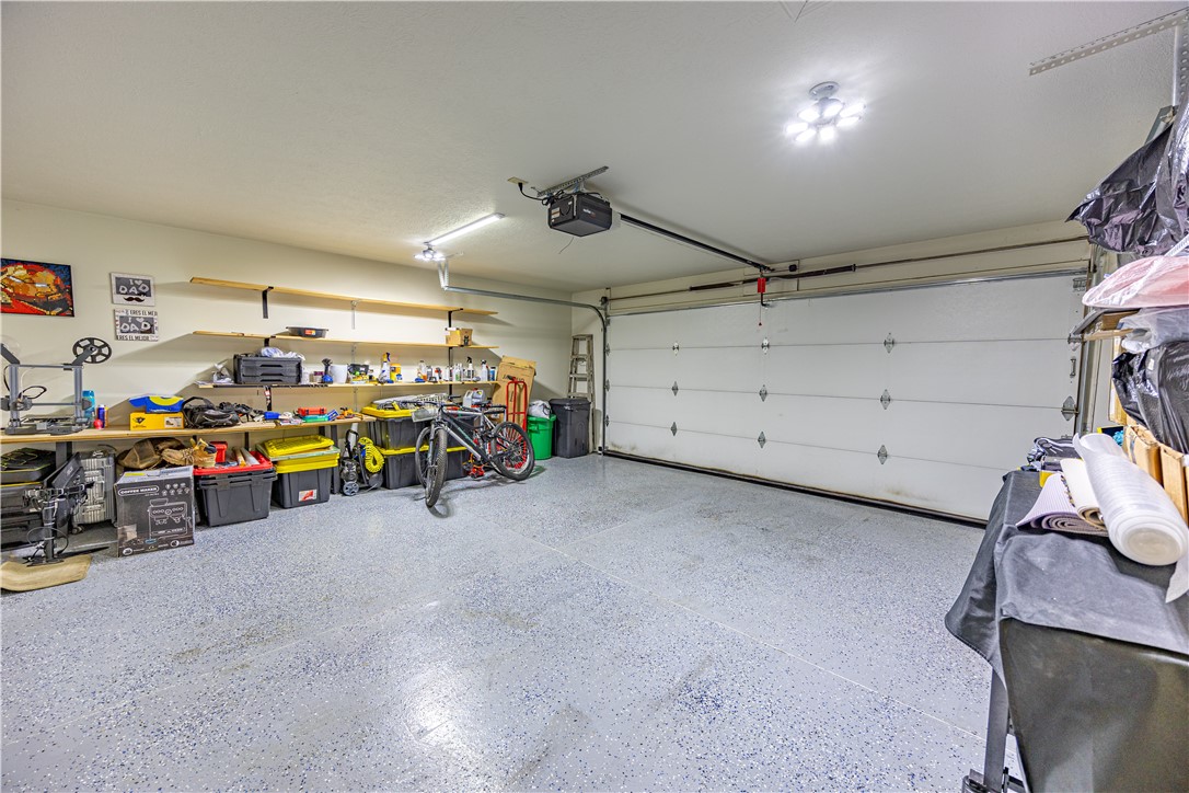 1089 Timberwood Dr Dr, Beaver Falls, Pennsylvania image 19