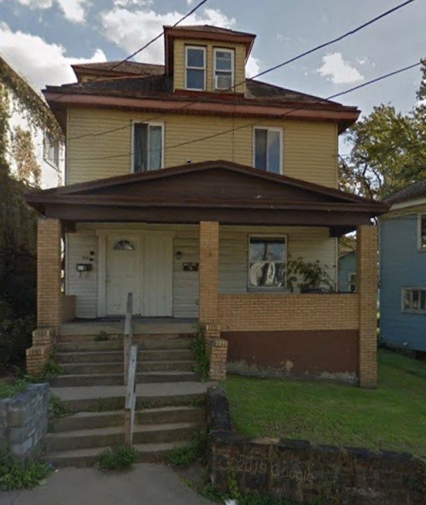 20 LAWN AVE REAR