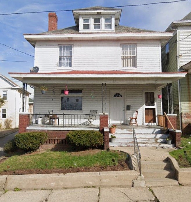 20 LAWN AVE REAR
