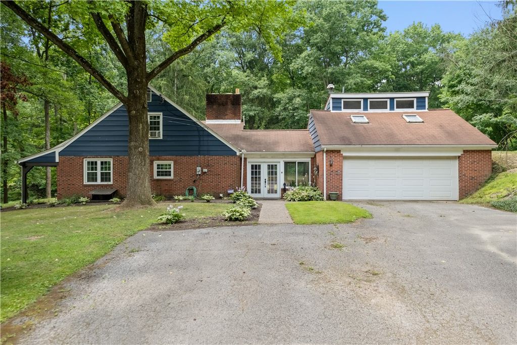 661 Woodland Rd, Rochester, PA 15074, MLS #1663001 - Howard Hanna