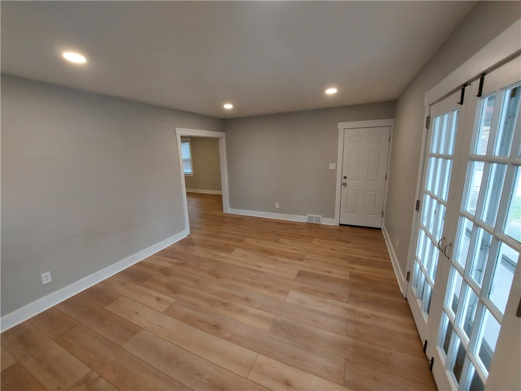100 Catskill Ave