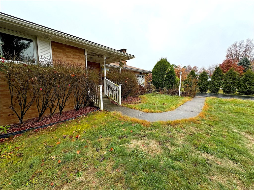 1819 W Loucks Ext Ext, Scottdale, Pennsylvania image 3