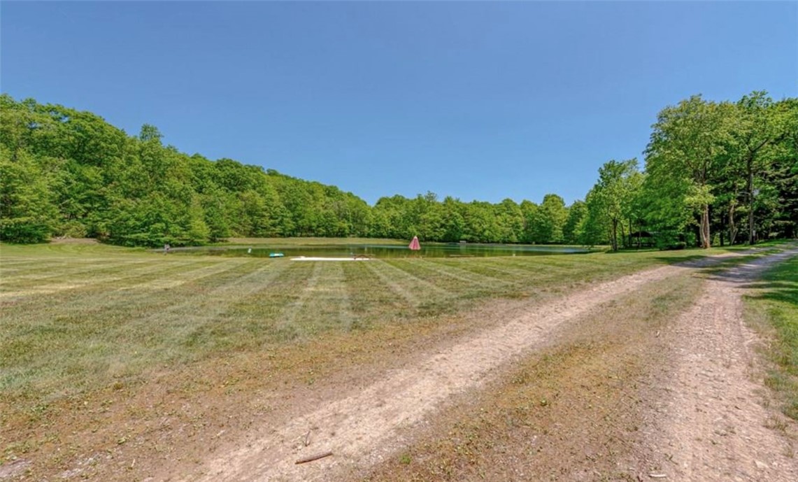 Upper Turkeyfoot Twp, Pennsylvania 15557, United States, 3 Bedrooms Bedrooms, ,1 BathroomBathrooms,Residential,Pending,77155