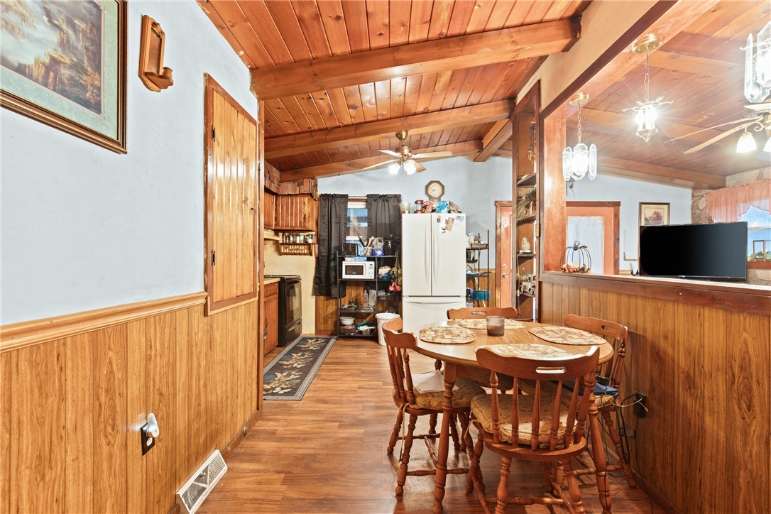 Upper Turkeyfoot Twp, Pennsylvania 15557, United States, 3 Bedrooms Bedrooms, ,1 BathroomBathrooms,Residential,Pending,77155