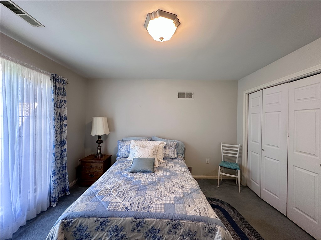 Neshannock Twp, Pennsylvania 16105, United States, 2 Bedrooms Bedrooms, ,2 BathroomsBathrooms,Residential,Pending,111407