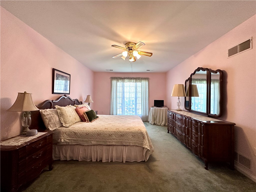 Neshannock Twp, Pennsylvania 16105, United States, 2 Bedrooms Bedrooms, ,2 BathroomsBathrooms,Residential,Pending,111407