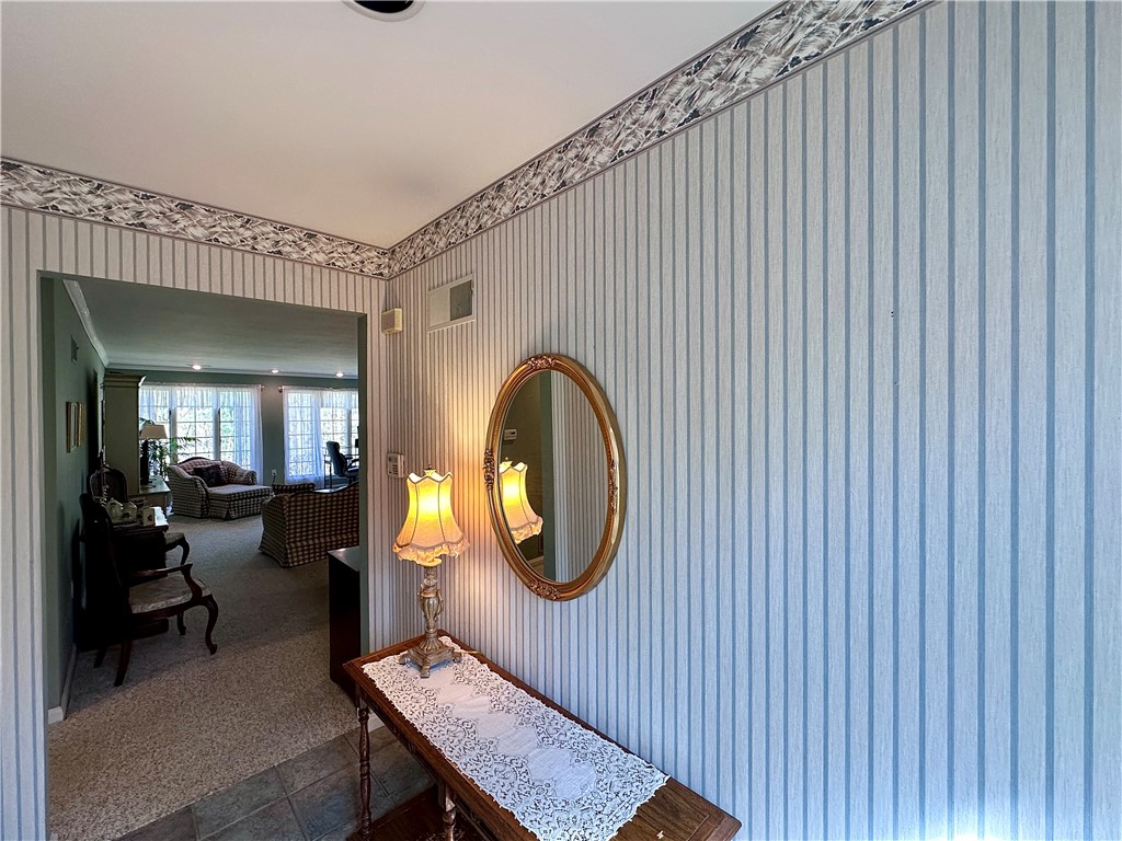 Neshannock Twp, Pennsylvania 16105, United States, 2 Bedrooms Bedrooms, ,2 BathroomsBathrooms,Residential,Pending,111407