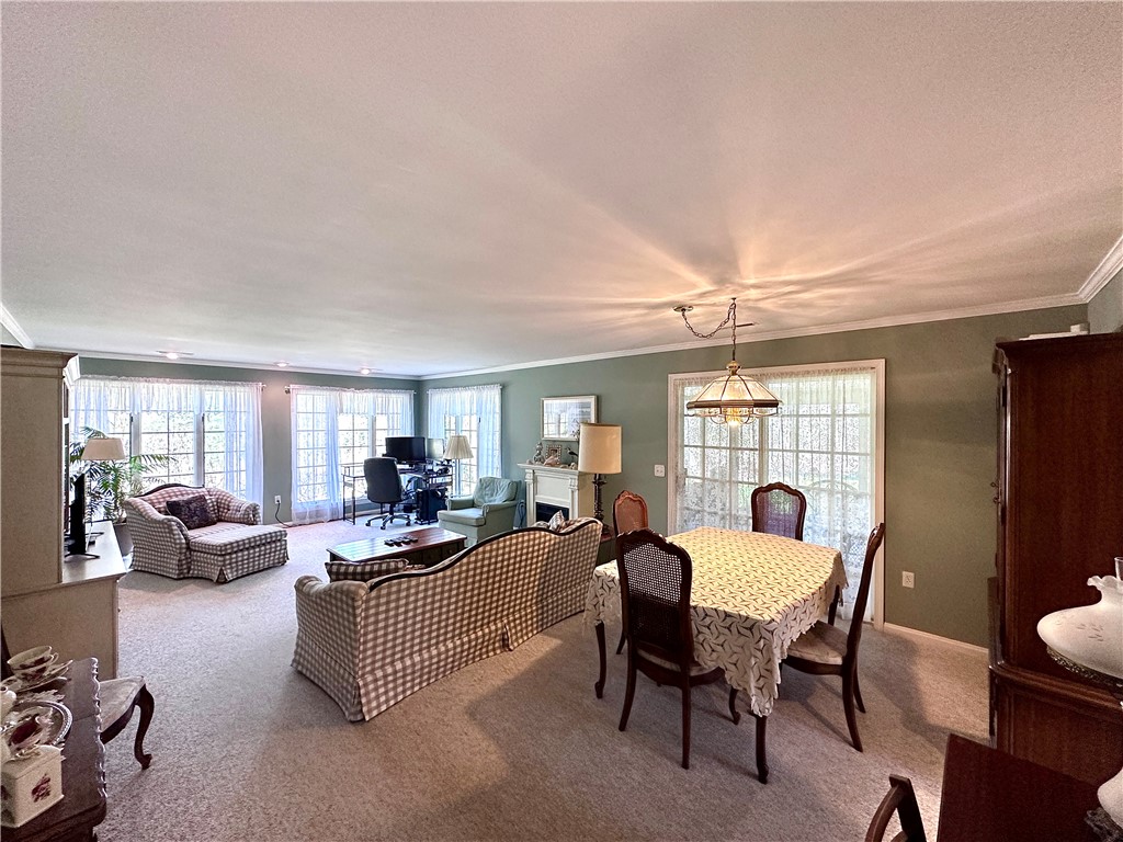 Neshannock Twp, Pennsylvania 16105, United States, 2 Bedrooms Bedrooms, ,2 BathroomsBathrooms,Residential,Pending,111407