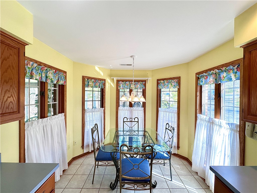 Neshannock Twp, Pennsylvania 16105, United States, 2 Bedrooms Bedrooms, ,2 BathroomsBathrooms,Residential,Pending,111407