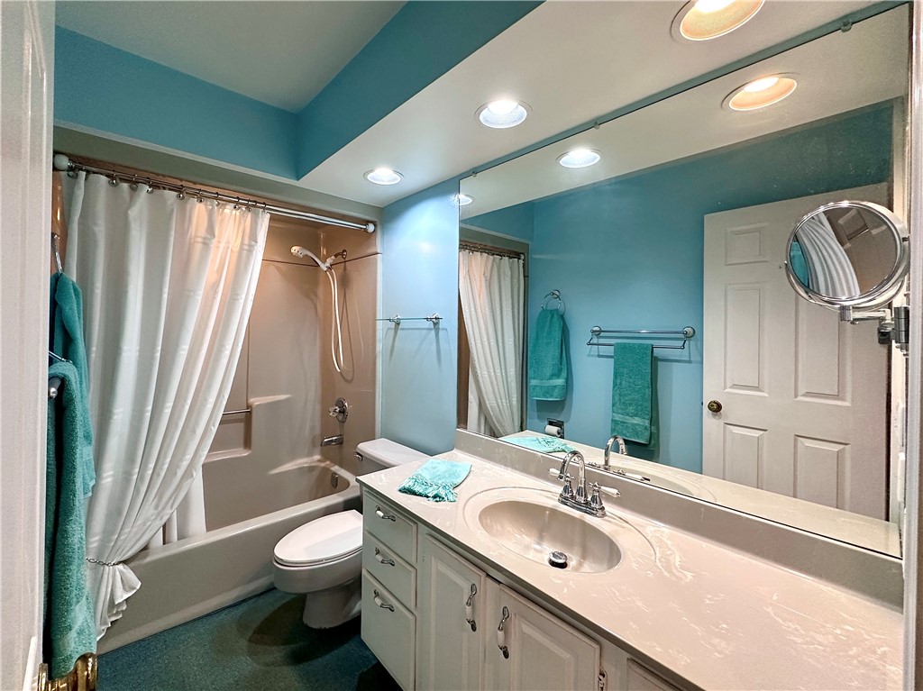 Neshannock Twp, Pennsylvania 16105, United States, 2 Bedrooms Bedrooms, ,2 BathroomsBathrooms,Residential,Pending,111407