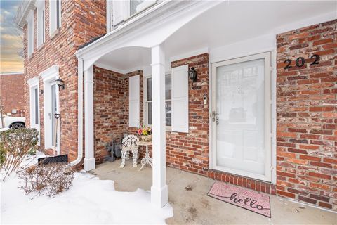 Photo of 202 Timberidge Dr, Bethel Park, PA 15102 (MLS # 1735973)