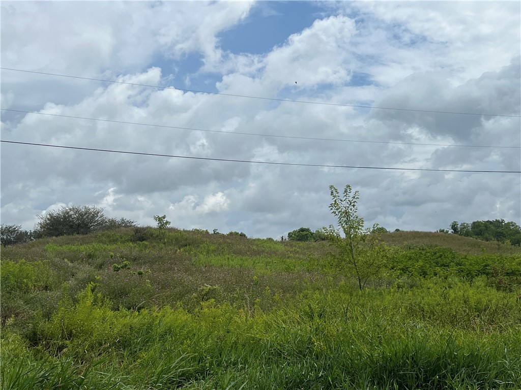 2225 County Line Rd