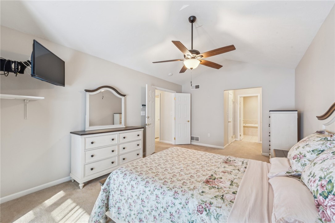 Unity Twp, Pennsylvania 15601, United States, 2 Bedrooms Bedrooms, ,2 BathroomsBathrooms,Residential,Contingent,14436