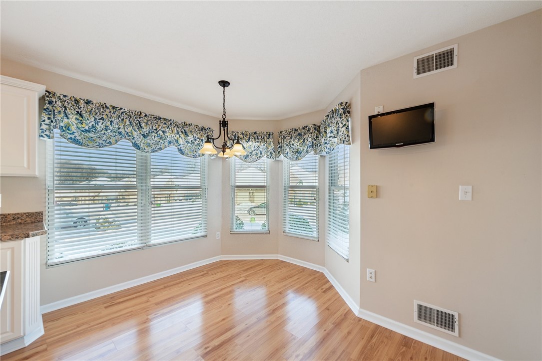 Unity Twp, Pennsylvania 15601, United States, 2 Bedrooms Bedrooms, ,2 BathroomsBathrooms,Residential,Contingent,14436