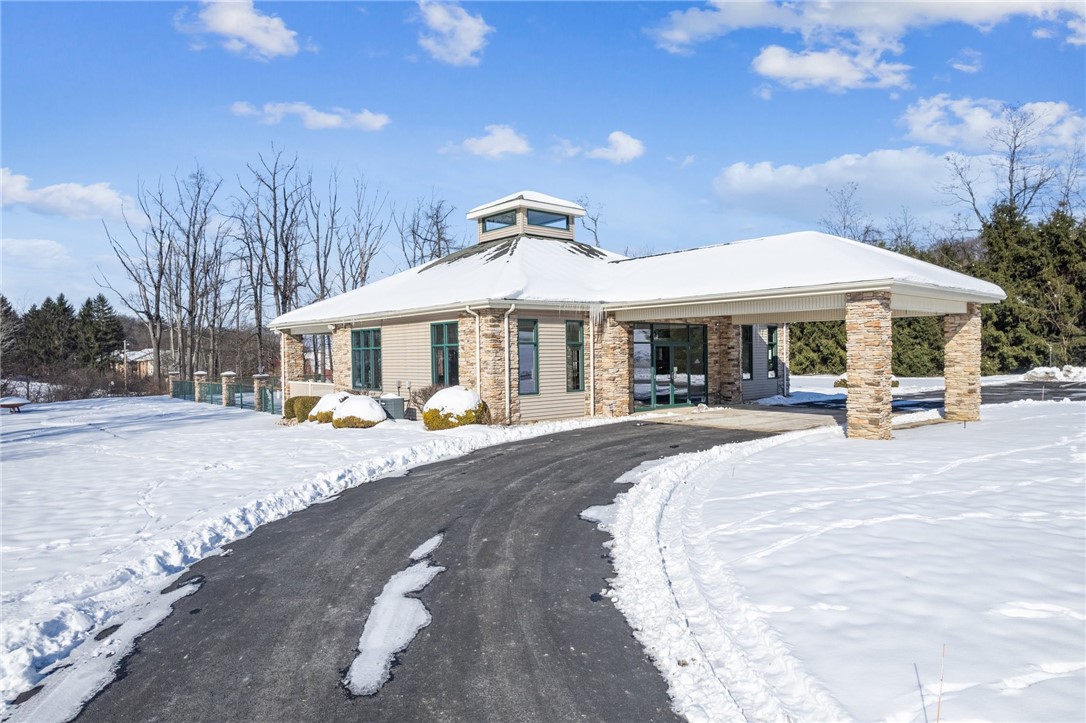 Unity Twp, Pennsylvania 15601, United States, 2 Bedrooms Bedrooms, ,2 BathroomsBathrooms,Residential,Contingent,14436