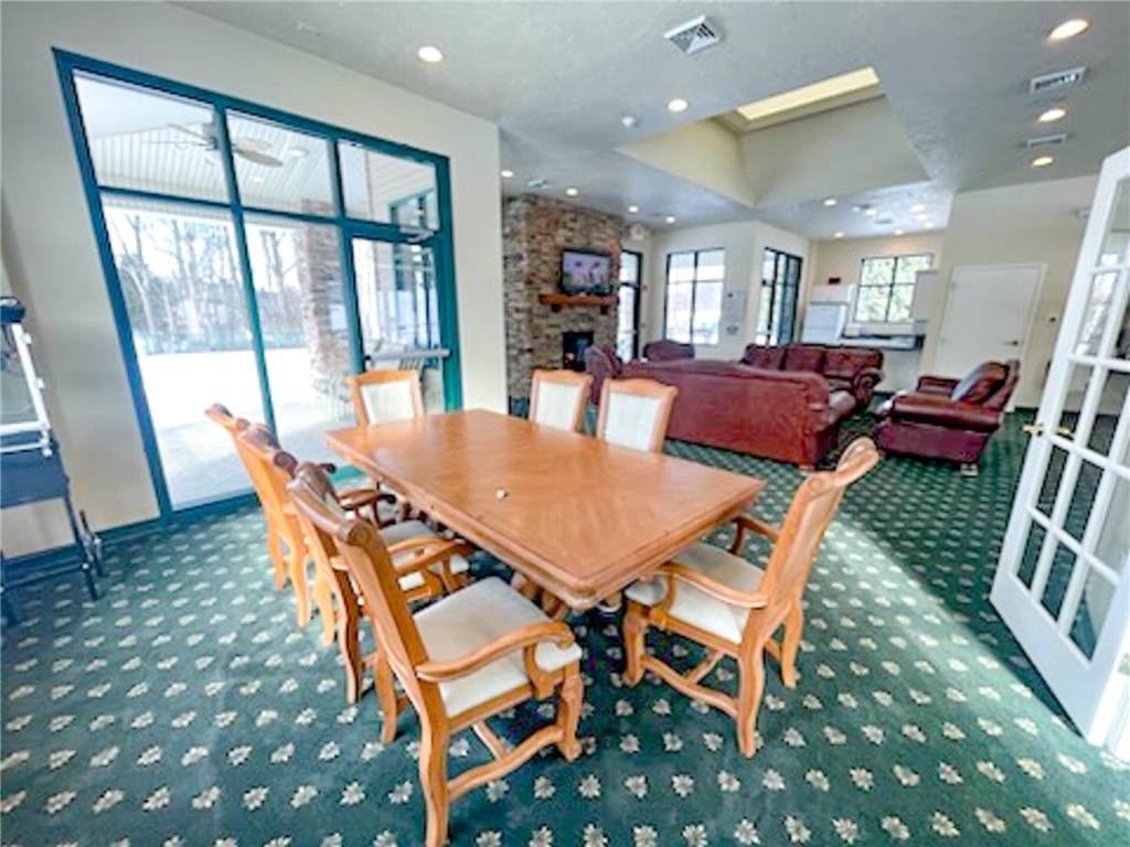 Unity Twp, Pennsylvania 15601, United States, 2 Bedrooms Bedrooms, ,2 BathroomsBathrooms,Residential,Contingent,14436