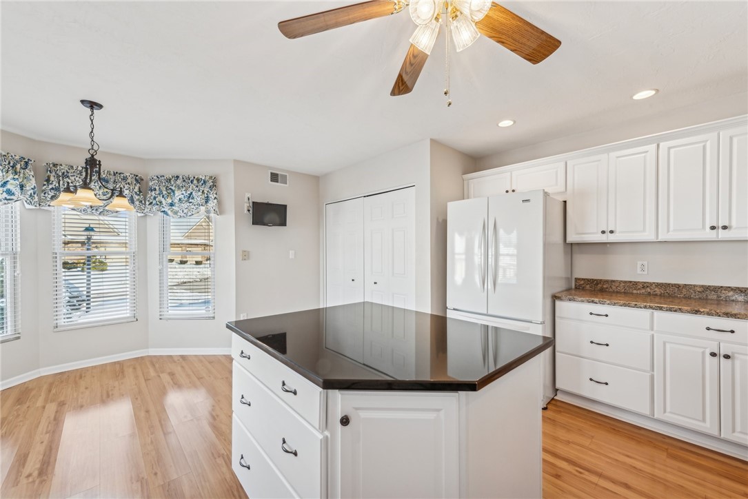 Unity Twp, Pennsylvania 15601, United States, 2 Bedrooms Bedrooms, ,2 BathroomsBathrooms,Residential,Contingent,14436