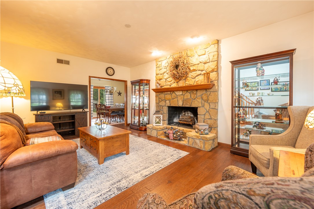 400 Primrose Dr