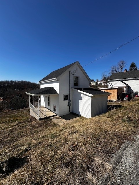 20 Wood St, Nemacolin, Pennsylvania image 1