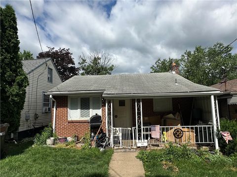 Photo of 336 Carlisle Ave, Pittsburgh, PA 15229 (MLS # 1759893)