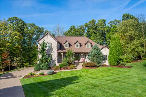Photo for 208 Hardwood Drive