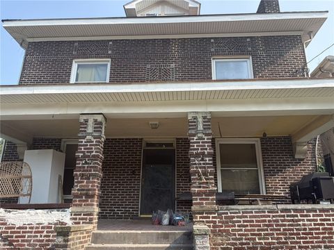 Homes For Sale - 309 Water St St<br/> Fayette County, Brownsville, PA 15417