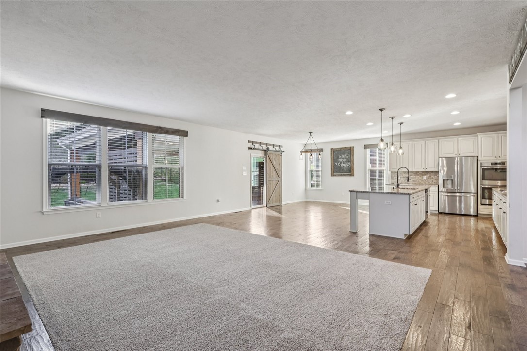 4462 Walnut Ridge Circle