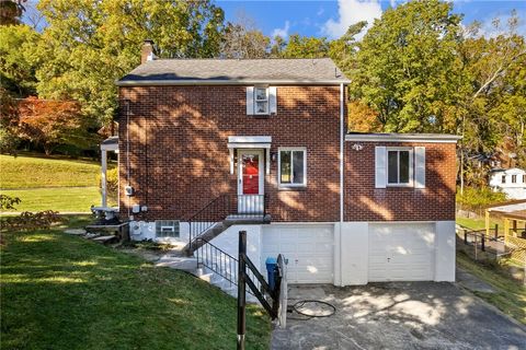 2905 Blackridge Ave Penn Hills PA 15235