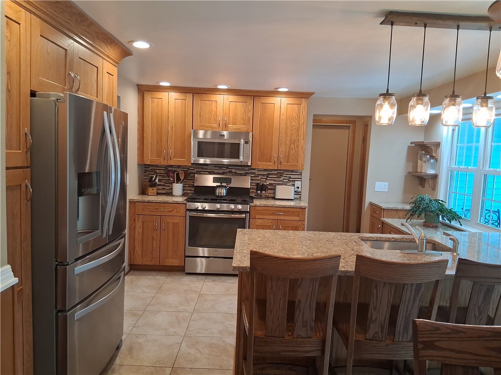 516 Patterson Drive Rd, Bethel Park, Pennsylvania image 2