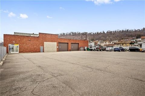 Photo of 2725 Walnut St, Mckeesport, PA 15132 (MLS # 1724379)