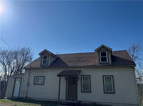Photo of 84 Beagle Clb Rd, Washington, PA 15301 (MLS # 1744749)