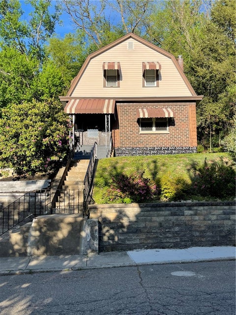 Homes For Sale - 709 Charles St St<br/> Carnegie, PA 15106