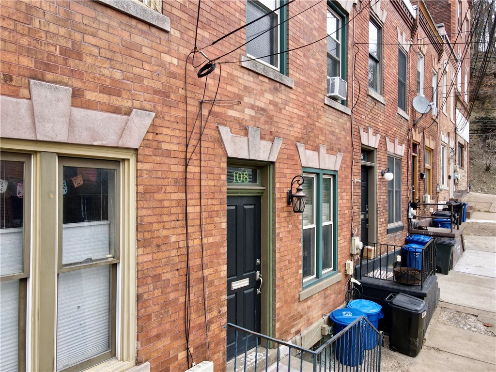 Central North Side, Pennsylvania 15212, United States, 2 Bedrooms Bedrooms, ,2 BathroomsBathrooms,Residential,Active,78959