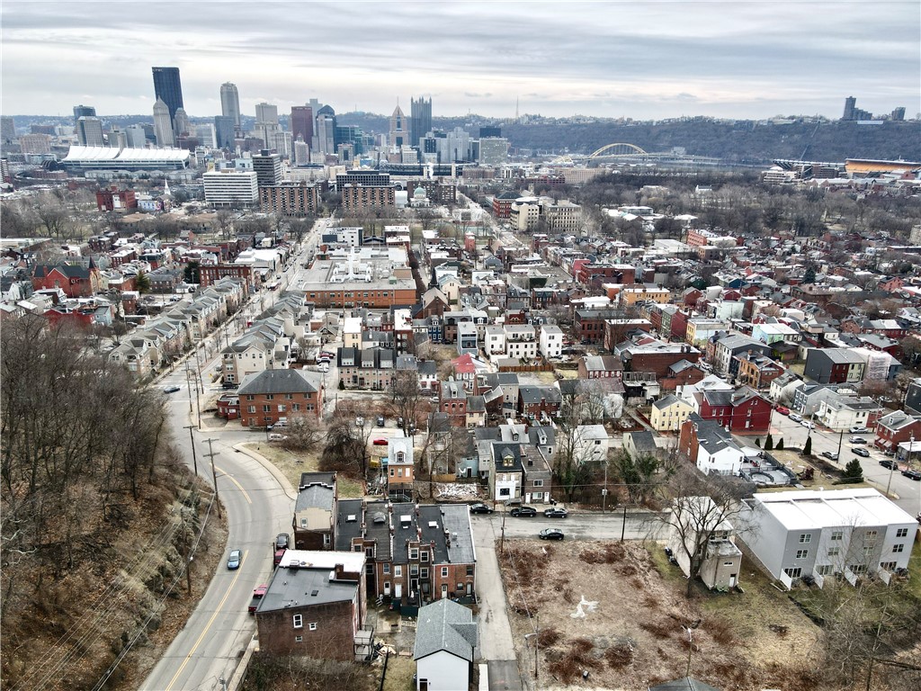 Central North Side, Pennsylvania 15212, United States, 2 Bedrooms Bedrooms, ,2 BathroomsBathrooms,Residential,Active,78959