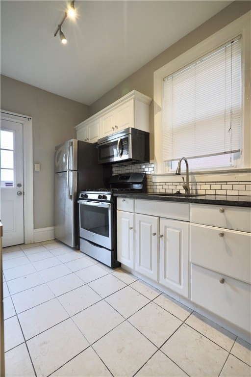 Central North Side, Pennsylvania 15212, United States, 2 Bedrooms Bedrooms, ,2 BathroomsBathrooms,Residential,Active,78959