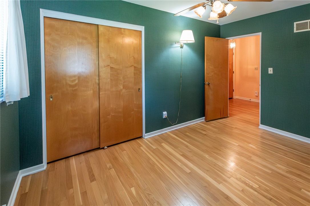 Sharon, Pennsylvania 16146, United States, 3 Bedrooms Bedrooms, ,2 BathroomsBathrooms,Residential,Active,220151