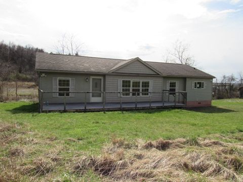 Photo of 705 Petersburg Rd, Connellsville, PA 15425 (MLS # 1745344)