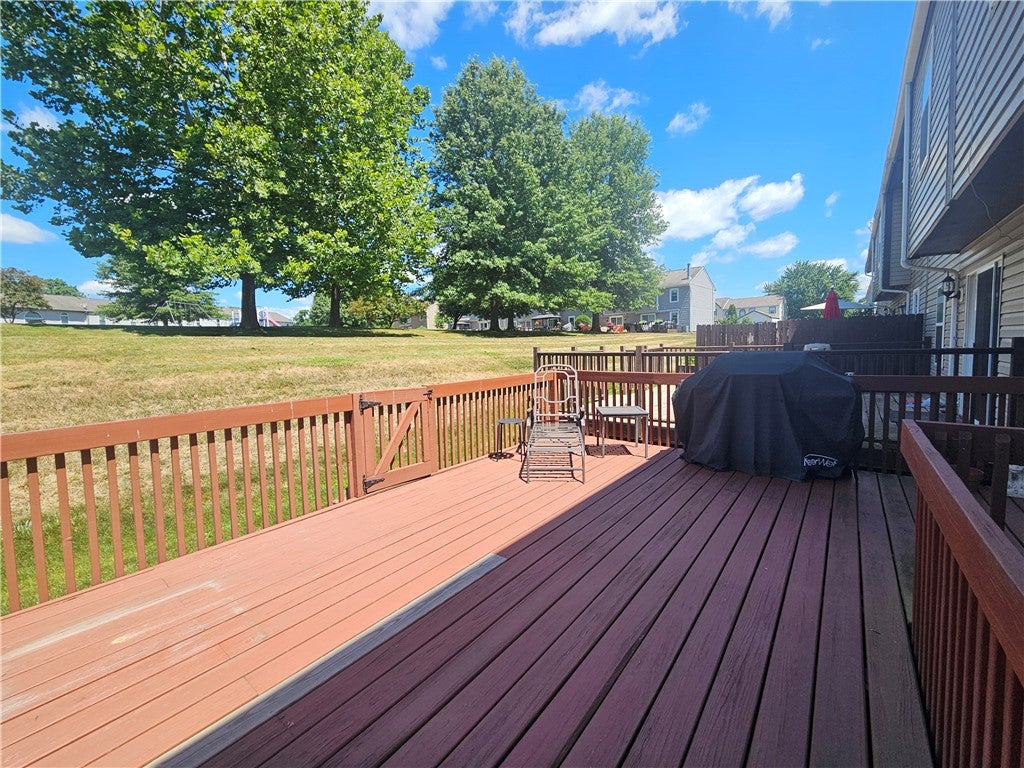 759 Sunset Cir