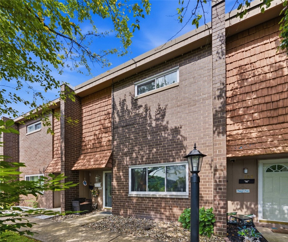 130 Rivermont Ct