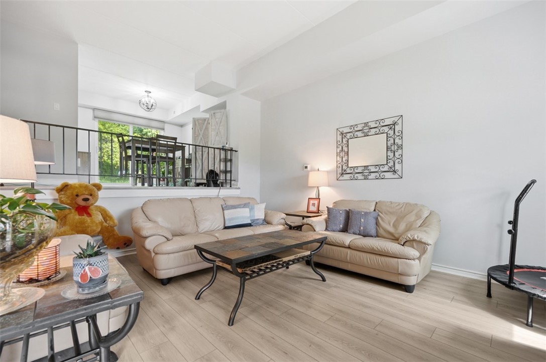 130 Rivermont Ct