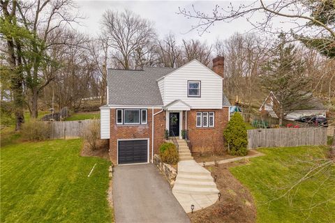 Photo of 2825 Anderson Dr, Allison Park, PA 15101 (MLS # 1746358)