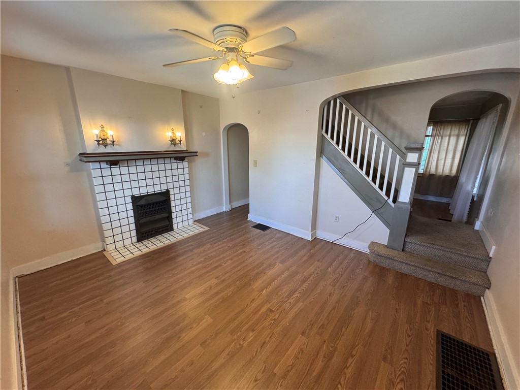 Brentwood, Pennsylvania 15227, United States, 2 Bedrooms Bedrooms, ,1 BathroomBathrooms,Residential,Active,171520