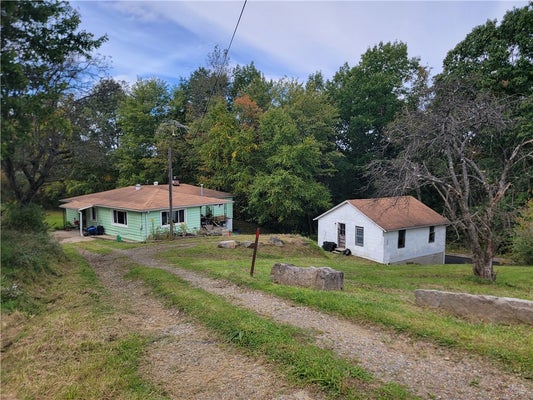 788 ALTMAN AVENUE EXT, PUNXSUTAWNEY, PA 15767 - Image fbe27216ba6c1918f46fdbbdc5c021e4/3832901008