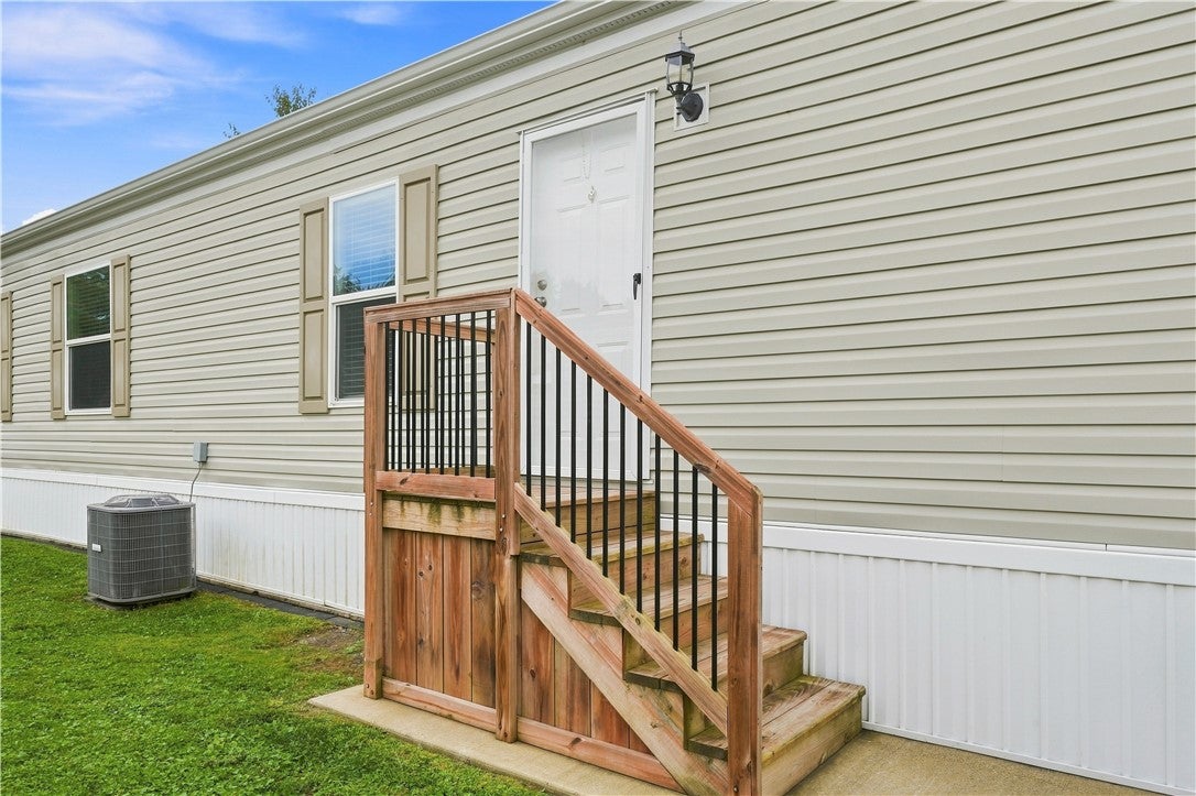 163 West Dr