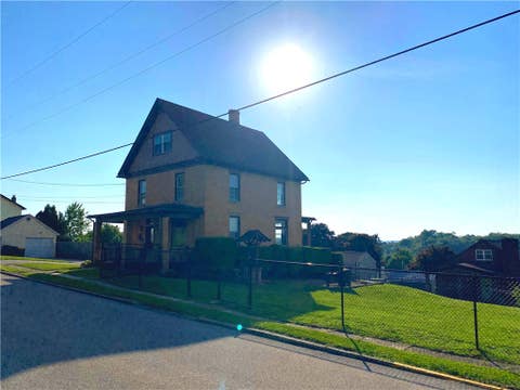 Photo for 417 E 3rd Ave